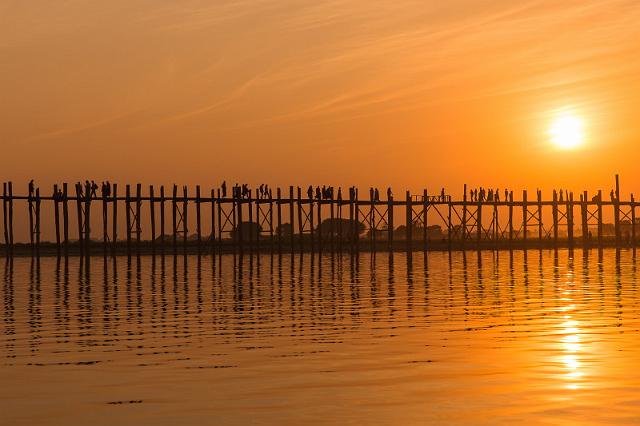 084 Mandalay, U-Bein Brug.jpg